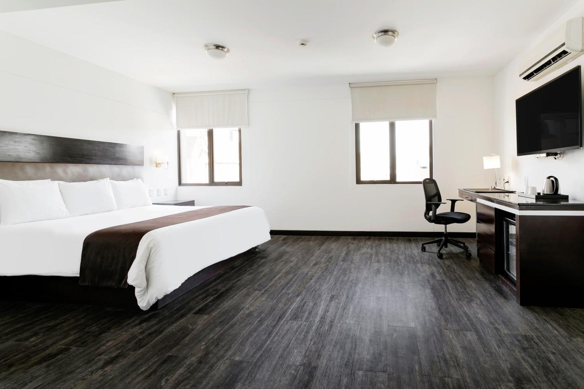 Hotel Costa del Sol Wyndham Chiclayo Exterior foto