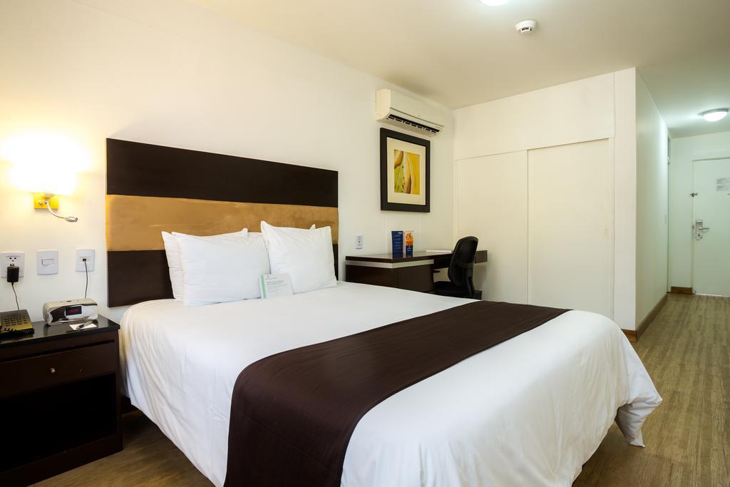 Hotel Costa del Sol Wyndham Chiclayo Exterior foto